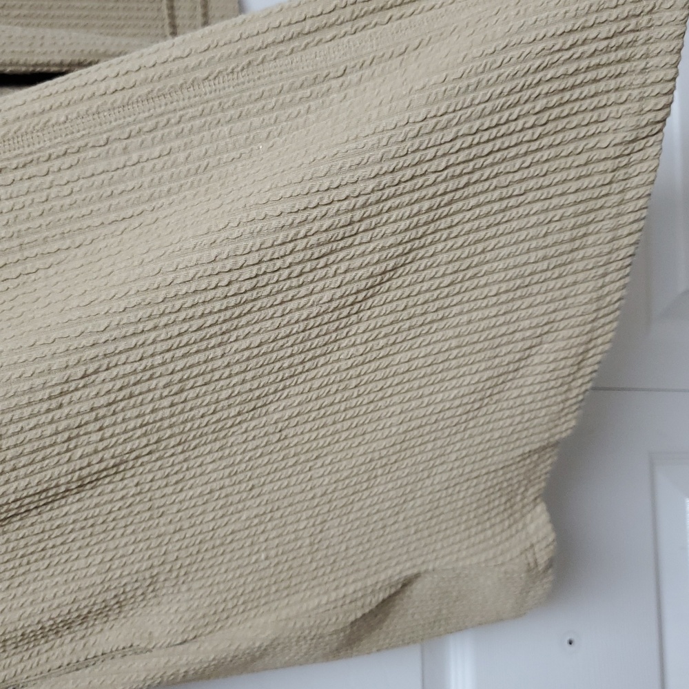 New In Waffle Knit Vneck Dress/Taupe - Picture 10 of 13